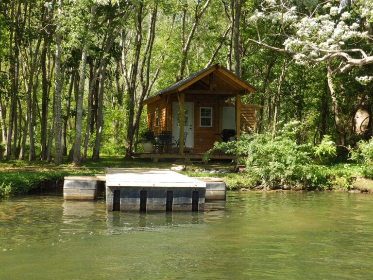 Tennessee River Waterfront Cabin Vacations