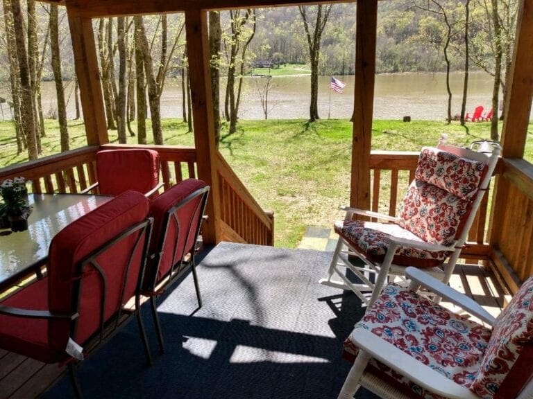 Tennessee River Waterfront Cabin Vacations